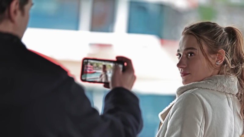 Сюмейе Айдоган в образе Айдан в сериале «Беспощадный» / Фото: Иви