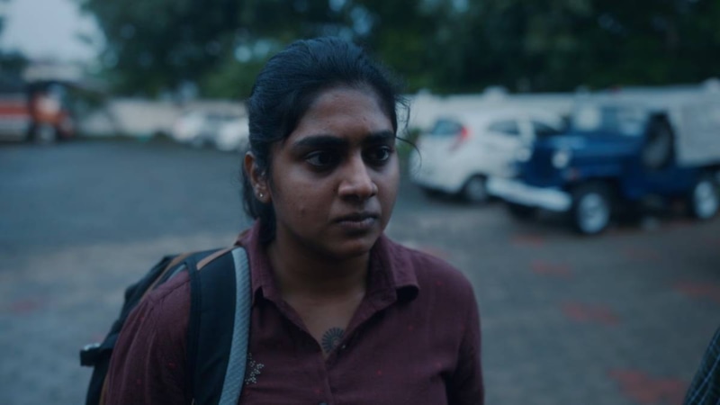 Нимиша Саджаян в фильме «Браконьер» Нимиша Саджаян в фильме «Браконьер»