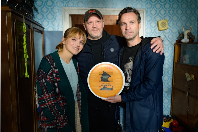 Наталья Земцова, Виктор Добронравов и Кирилл Васильев на съемках сериала «Инспектор Гаврилов» / Фото: Кинориум