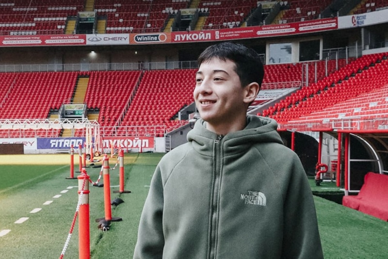 15-летний работник гардероба "Крокуса" Ислам