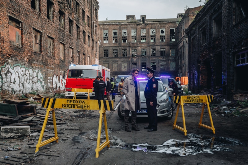 Шабаркин (Павел Григорьев) и Васецкий (Кирилл Гребенщиков) в сериале «Такси под прикрытием» / Фото: Кинориум