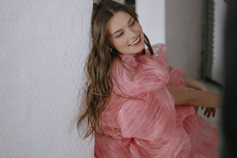 Лиана Гриба в образе Саши в сериале «Постучись в мою дверь в Москве» / Фото: Кинориум