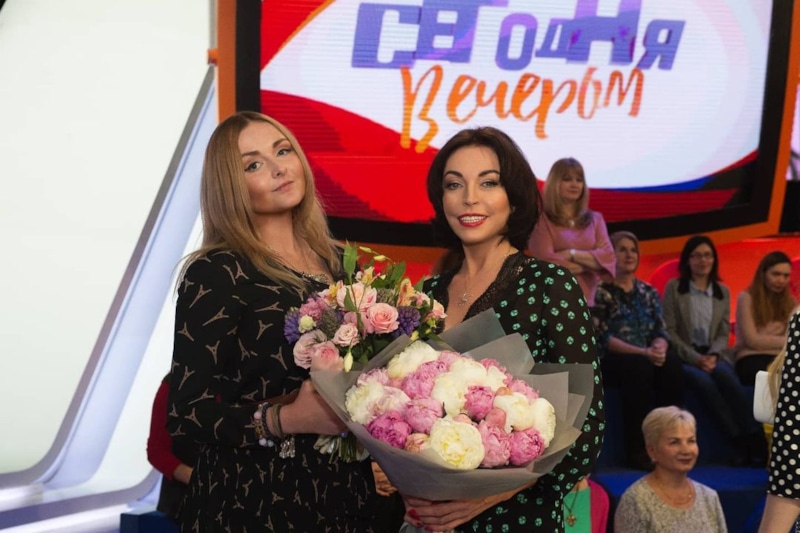 Елена Бомбина с дочерью