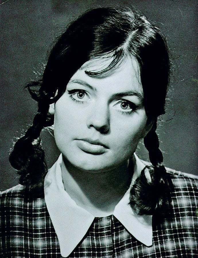 Мирдза Мартинсонаның жалаңаш суреті