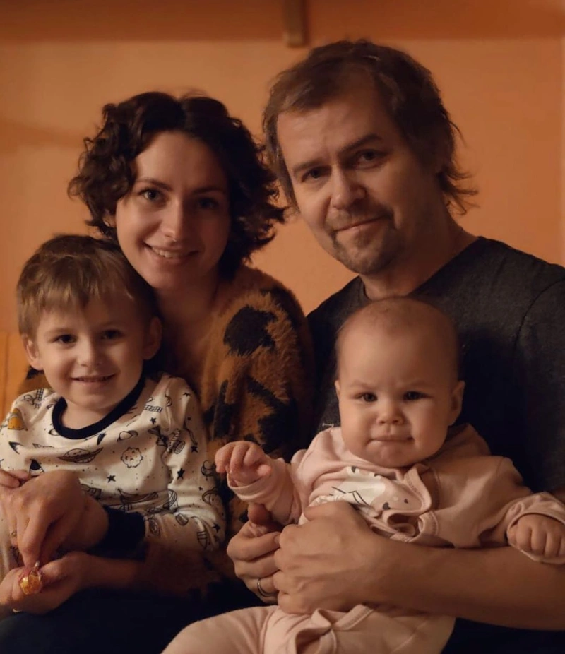 Андрей Звонков с женой и детьми Андрей Звонков с женой и детьми