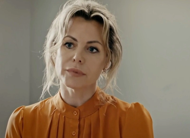 Светлана Тимофеева-Летуновская в образе Натальи в сериале «Некрасивая подружка» / Фото: Кино-Театр.ру