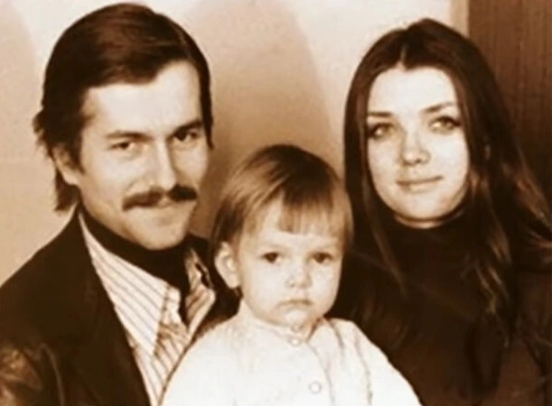 Татьяна Ливанова с мужем Игорем Ливановым и дочерью