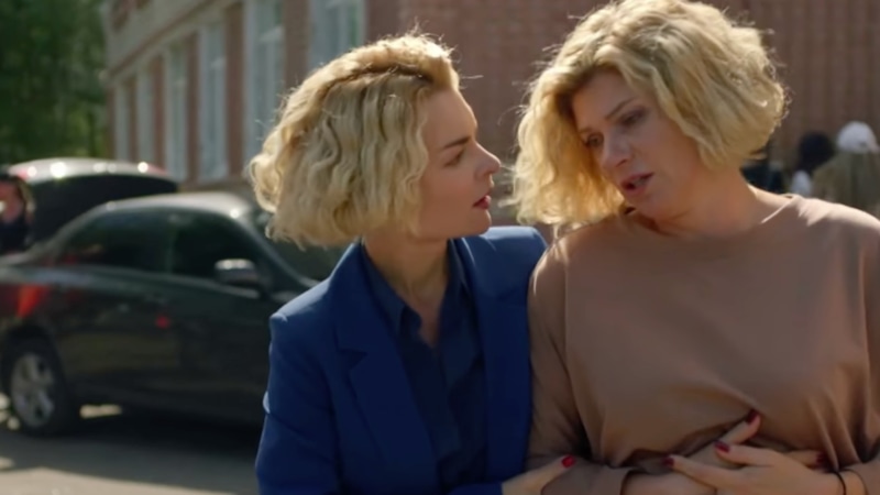 Анна Львовна (Анна Ардова) и Зоя (Дарья Урсуляк) / Фото: Кадр из сериале «Неукротимая Неупокоева»