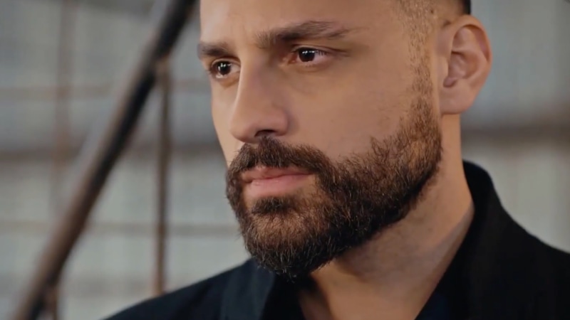 Экин Мерт Даймаз в образе Туфана / Фото: Кадр из сериала «Одна любовь»