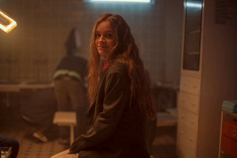 Анна Завтур в образе Лены в сериале «Разрешите обратиться» / Фото: Кинориум