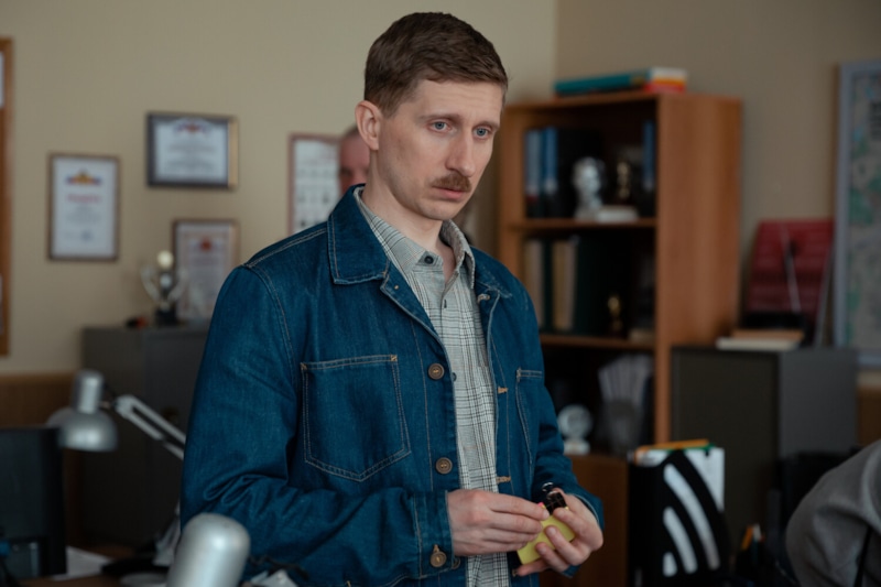 Степан Абрамов в образе Долбунова в сериале «Емеля» / Фото: Кинориум