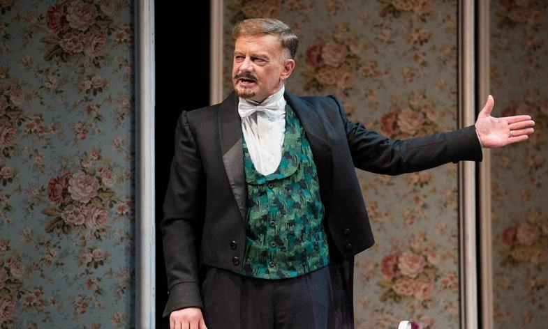 Сергей Кудрявцев в театре