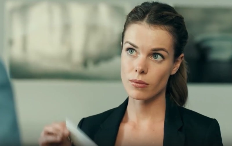 Анна Старшенбаум в образе Насти в сериале «Московские тайны» / Фото: Кино-Театр.ру