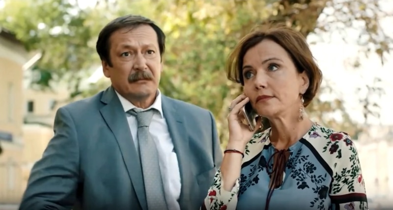 Сергей (Владислав Ветров) и его жена (Екатерина Семенова) в сериале «Московские тайны» / Фото: Кино-Театр.ру