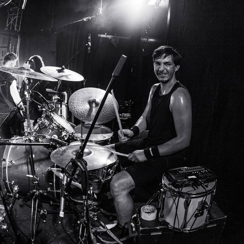 Барабанщик группы «Коррозия металла» Марк Бейгун