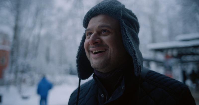 Нодар Джанелидзе в образе Зуева в сериале «Ухожу красиво!» / Фото: Кинориум