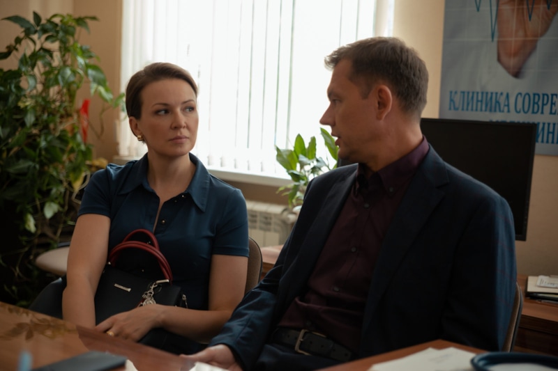 Константин (Алексей Фатеев) и Виктория (Анна Тараторкина) в сериале «Мелодия для двоих» / Фото: Кино-Театр.ру