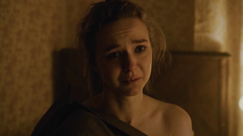 Любовь Константинова в образе Тони / Фото: Кадр из сериала «Горький 53»