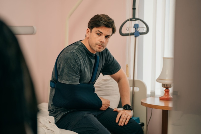 Кирилл Запорожский в образе Дениса / Фото: Кино Mail.ru Кирилл Запорожский в образе Дениса / Фото: Кино Mail.ru