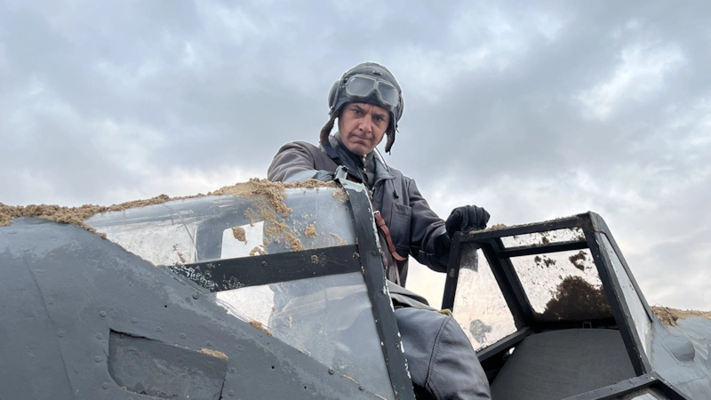 Игорь Петренко в образе Романова в сериале «Истребители. Битва за Крым» / Фото: Смотрим Игорь Петренко в образе Романова в сериале «Истребители. Битва за Крым» / Фото: Смотрим