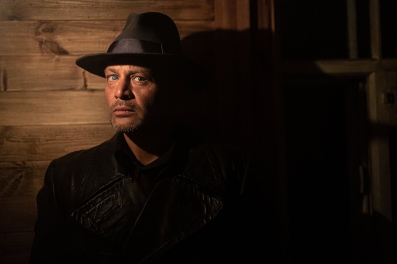 Михаил Евланов в образе Горелика в сериале «Горький 53» / Фото: Кино Mail.ru