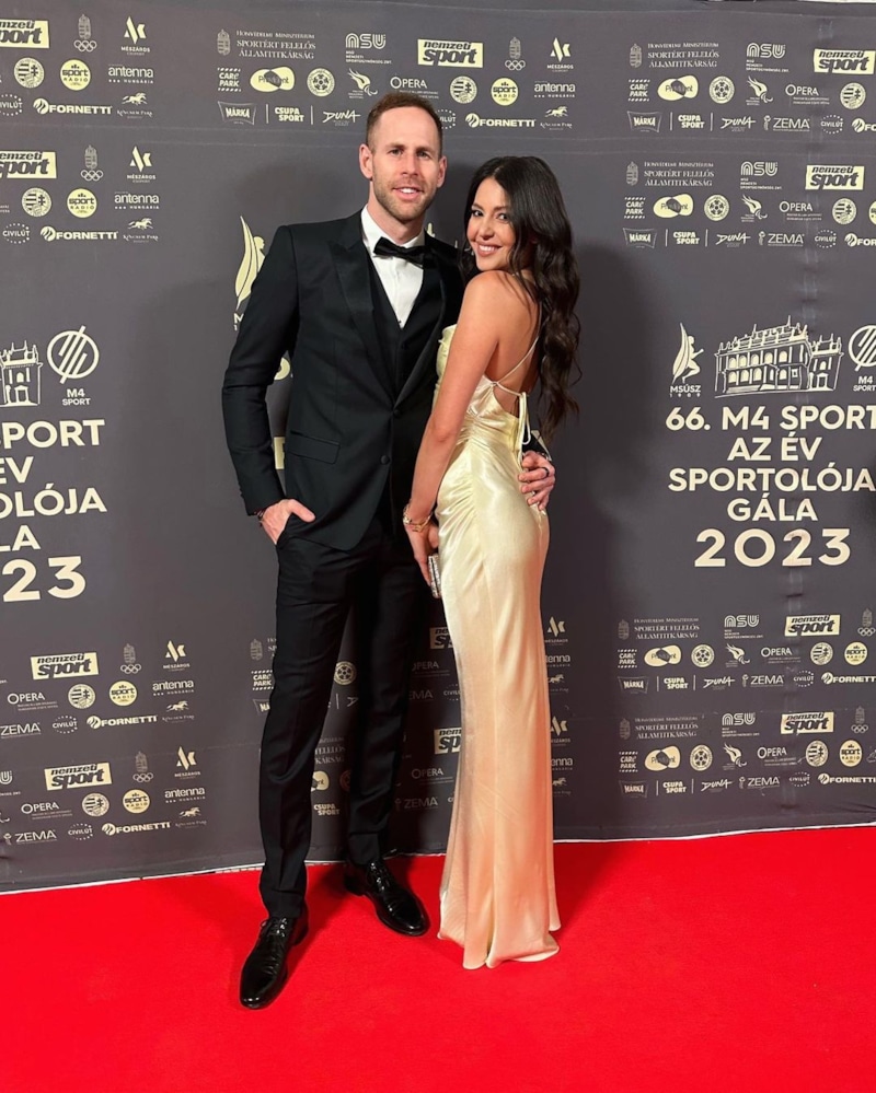 Петер Гулачи с женой