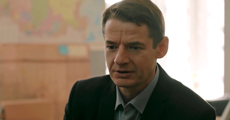 Эдуард Чекмазов в образе Валентина в сериале «Галка и Гамаюн» / Фото: Кино-Театр.ру