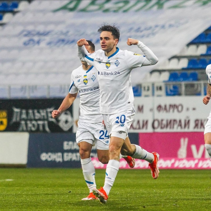 Полузащитник киевского «Динамо» Николай Шапаренко