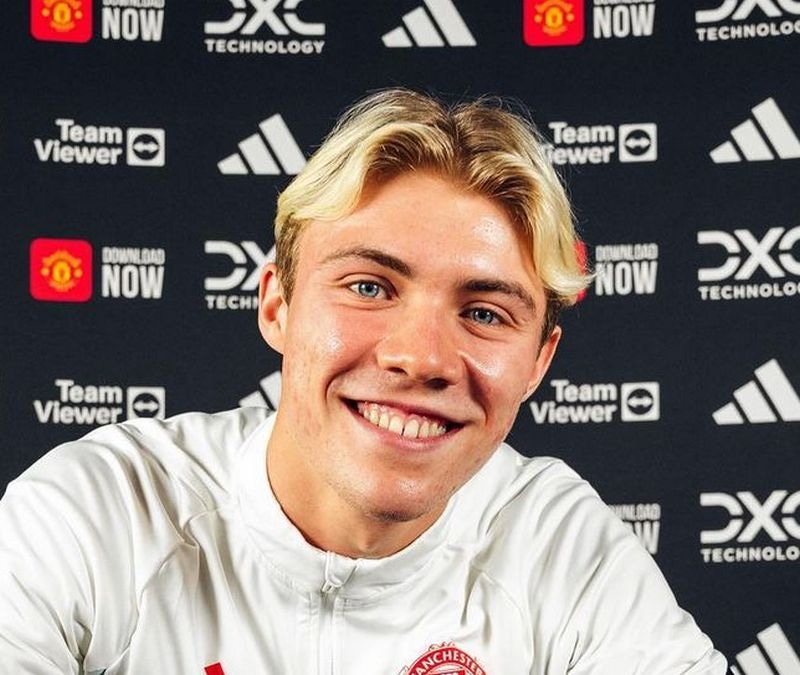 Прическа Расмуса Хёйлунна Прическа Расмуса Хёйлунна