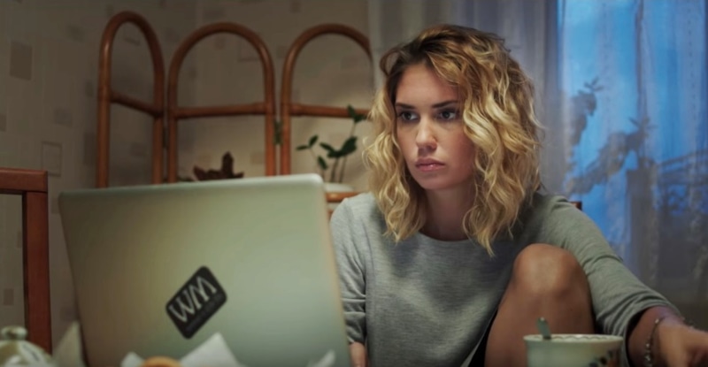 Агата Муцениеце в образе Нины в сериале «Я знаю твои секреты» / Фото: Кино-Театр.ру Агата Муцениеце в образе Нины в сериале «Я знаю твои секреты» / Фото: Кино-Театр.ру