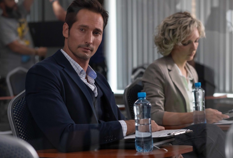 Павел Крайнов в образе Ставицкого в сериале «Чистосердечное призвание» / Фото: Кино-Театр.ру