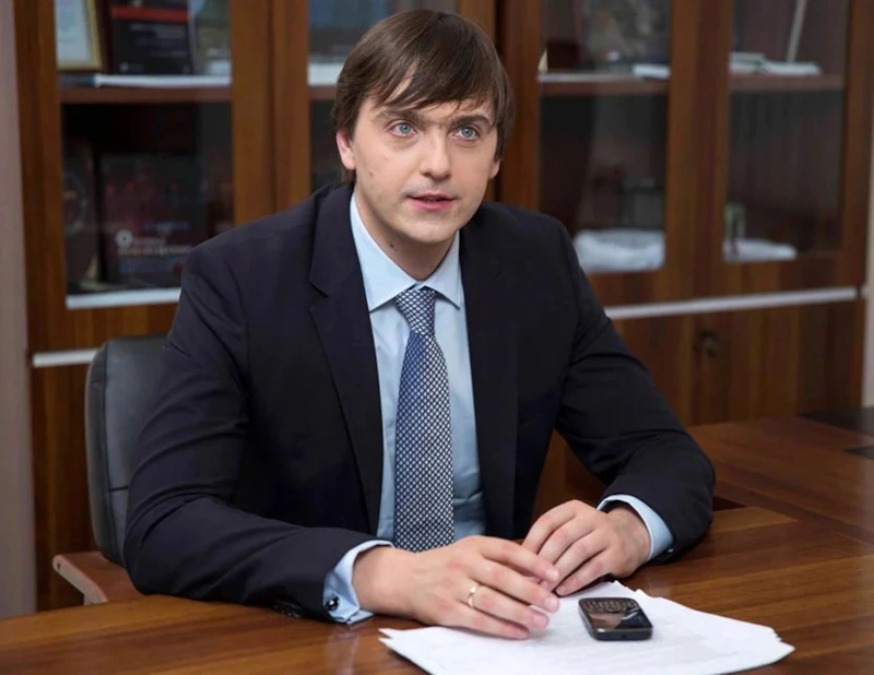 Сергей Кравцов в молодости Сергей Кравцов в молодости
