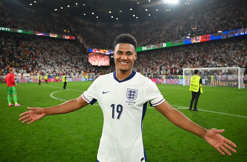Олли Уоткинс в сборной Англии Олли Уоткинс в сборной Англии