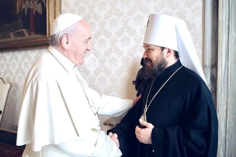 Митрополит Иларион и папа Римский