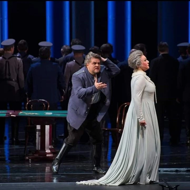 Николай Ерохин в роли Германа в спектакле «Пиковая дама»