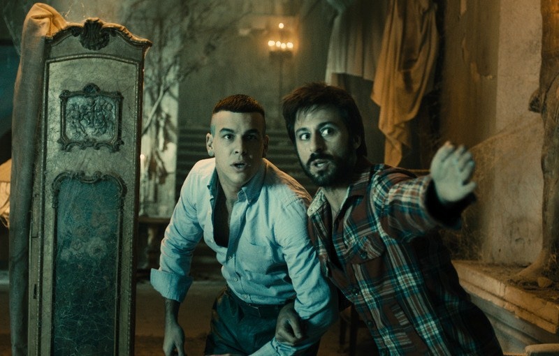Уго Сильва и Марио Касас в сериале «Ведьмы из Сугаррамуди» Уго Сильва и Марио Касас в сериале «Ведьмы из Сугаррамуди»