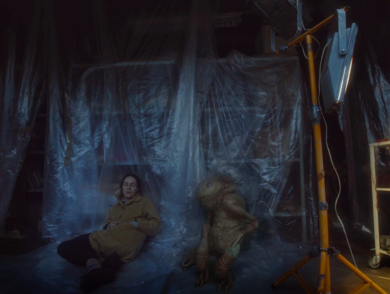 Ирина Саликова в фильме «Контакты» Ирина Саликова в фильме «Контакты»