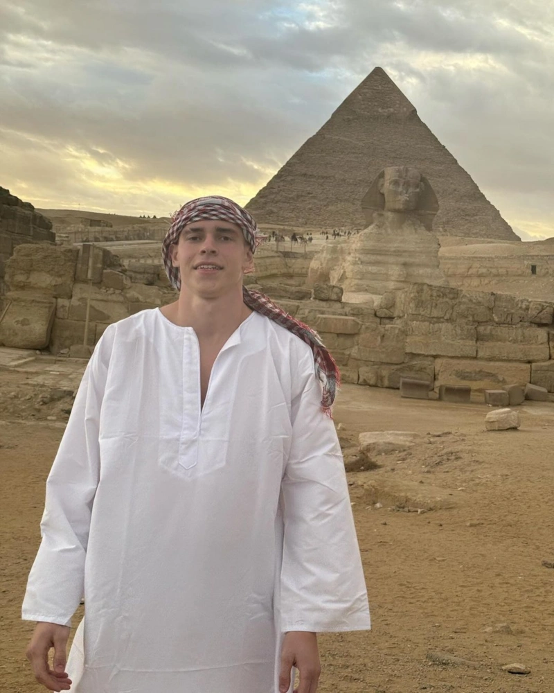 Блогер Глебас (Глеб Демидов)