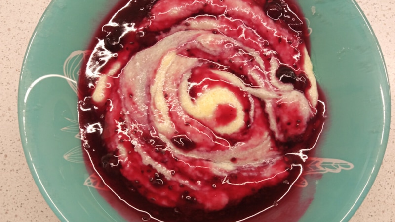 Нежный десерт буберт: манная крупа и ягодный кисель Нежный десерт буберт: манная крупа и ягодный кисель