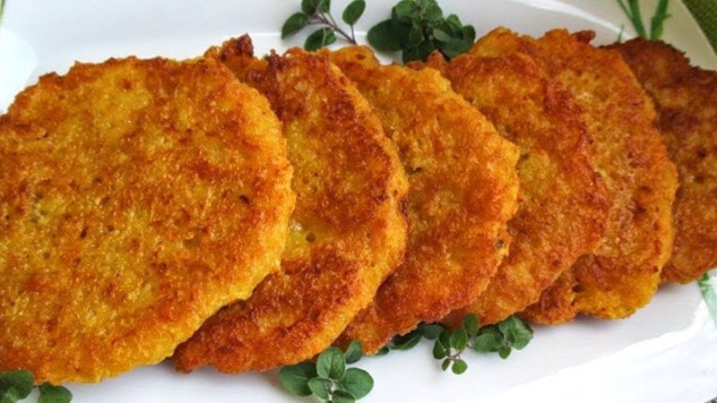 Морковные драники в духовке: легкое и полезное блюдо