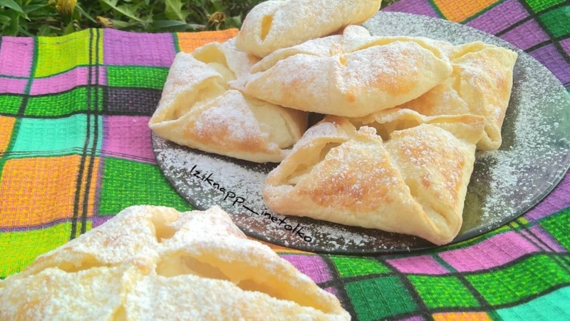 Слойки с творогом: нежный десерт Слойки с творогом: нежный десерт