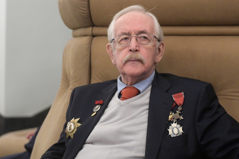 Здоровье Василия Ливанова резко ухудшилось: лекарства не помогают Здоровье Василия Ливанова резко ухудшилось: лекарства не помогают
