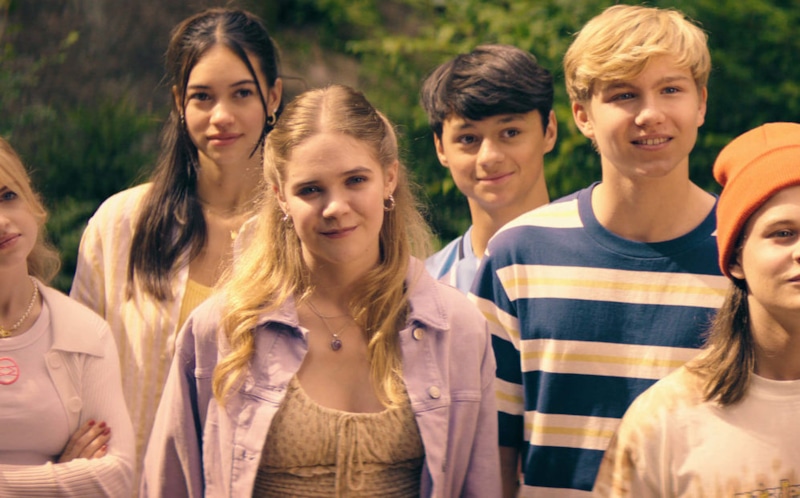 Лилит Джули Джона в фильме «Школа магических зверей. Загадка волшебного леса» Лилит Джули Джона в фильме «Школа магических зверей. Загадка волшебного леса»