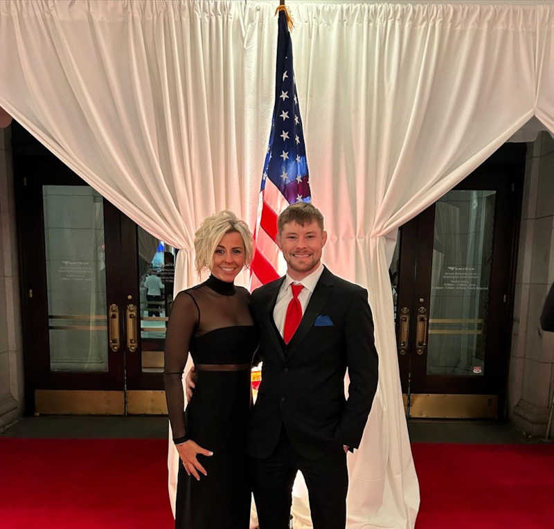 Брайс Митчелл и его жена