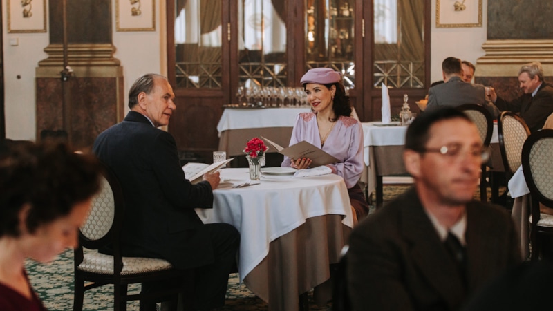 Кадр из сериала «Атом»