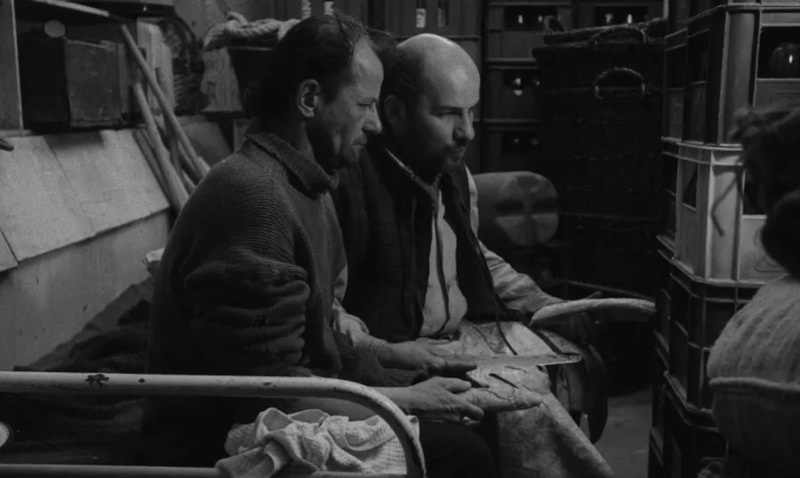 Кадр из фильма «Сатанинское танго» по роману Ласло Краснахоркаи Кадр из фильма «Сатанинское танго» по роману Ласло Краснахоркаи