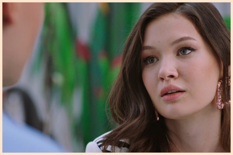 Кадр из сериала «Моя рыжая чудачка»