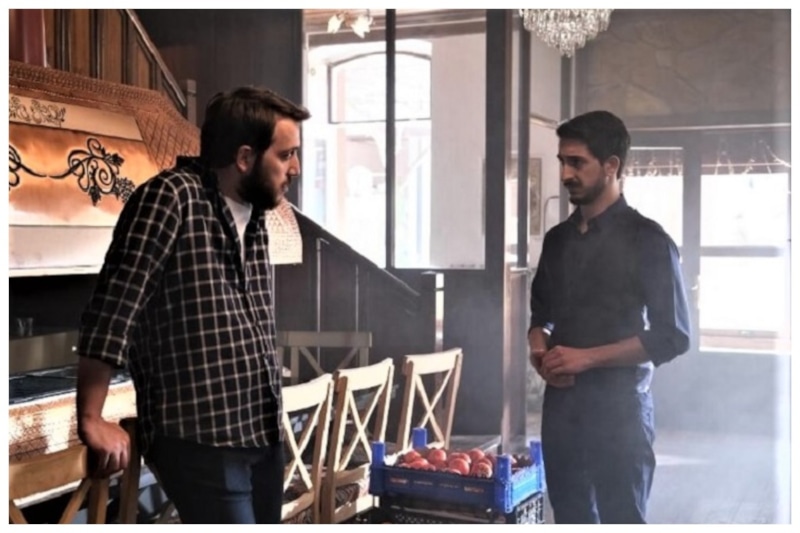 Кадр из сериала «Черная доска» Кадр из сериала «Черная доска»