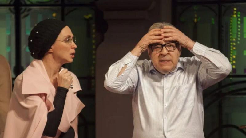 Геннадий Хазанов в спектакле «Американские горки» Геннадий Хазанов в спектакле «Американские горки»