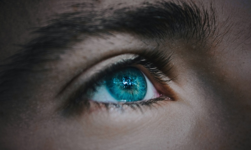 Синие глаза: игра света и генов Синие глаза: игра света и генов